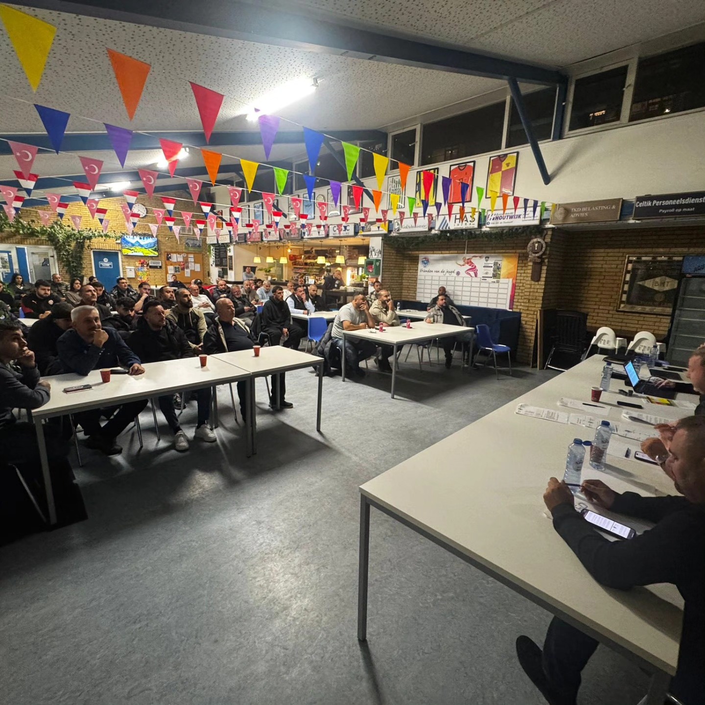 Hoge opkomst ALV BMT bekroond met benoeming ereleden🔵⚪️